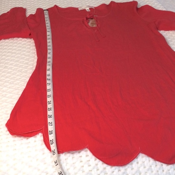 Francesca's Scalloped Edge Cover Up Sz S/M - Picture 8 of 9